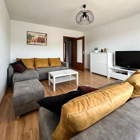 Uroczy Apartament Pod Skarpa Вадовіце Екстер'єр фото
