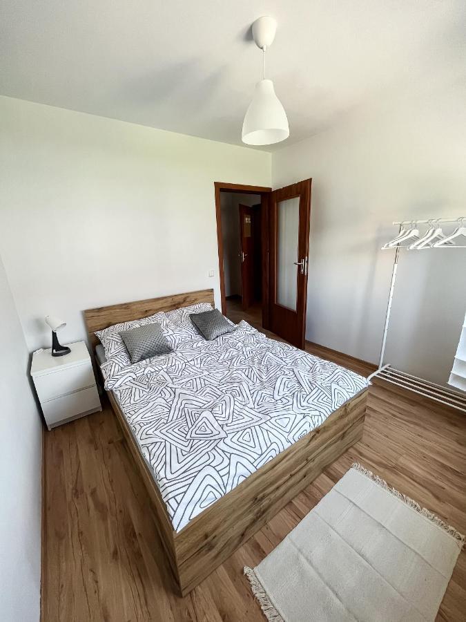 Uroczy Apartament Pod Skarpa Вадовіце Екстер'єр фото